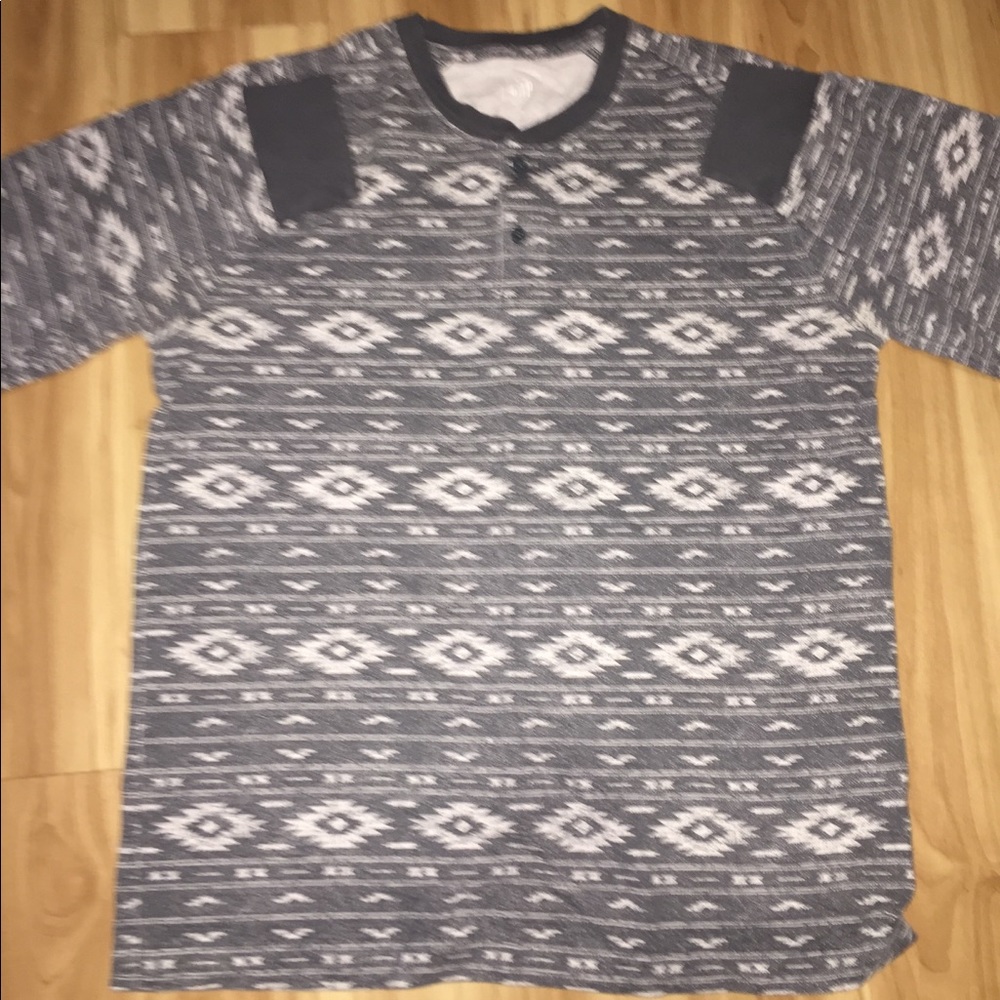 Long sleeve Aztec shirt